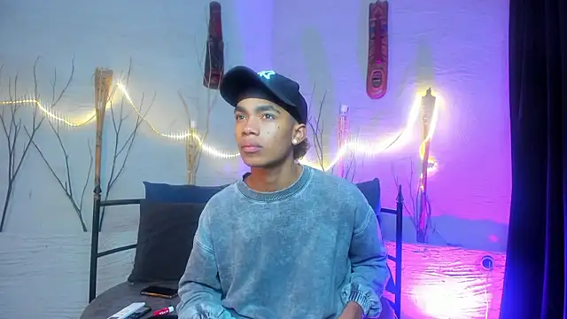 AlanCutee online show from February 10, 12:20 pm