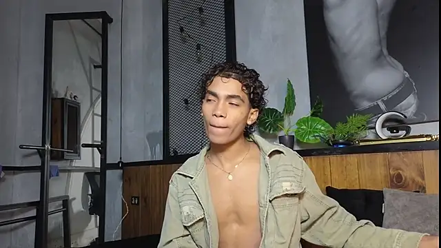 AlanCutee online show from April 24, 12:18 pm