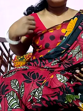 Snapshot of Cute-Swewty chatting on November 3, 1:34 pm Cute-Swewty online show from November 3, 1:34 pm