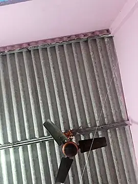 Snapshot of Cute-Swewty chatting on November 13, 3:55 pm Cute-Swewty online show from November 13, 3:55 pm