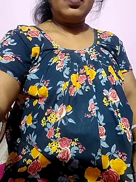 Snapshot of Cute-Swewty chatting on November 17, 1:50 pm Cute-Swewty online show from November 17, 1:50 pm