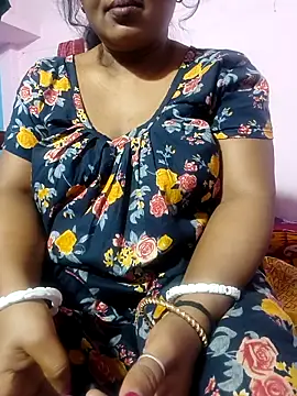 Snapshot of Cute-Swewty chatting on December 16, 12:43 pm Cute-Swewty online show from December 16, 12:43 pm