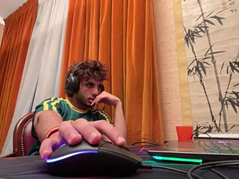 Lapatrona  online show from March 24, 6:24 pm