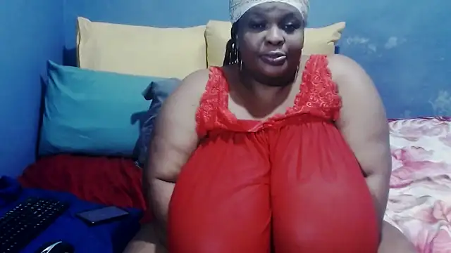 Snapshot of Voluptuousbbw1 chatting on August 4, 9:50 pm Voluptuousbbw1 online show from August 4, 9:50 pm