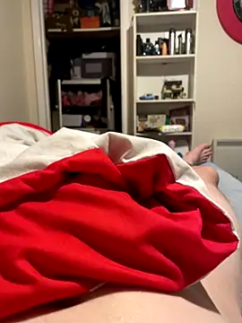 Snapshot of bigdicklad chatting on October 30, 9:59 pm bigdicklad online show from October 30, 9:59 pm