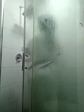 Snapshot of Esmeralda333 chatting on March 2, 12:56 pm Esmeralda333 online show from March 2, 12:56 pm