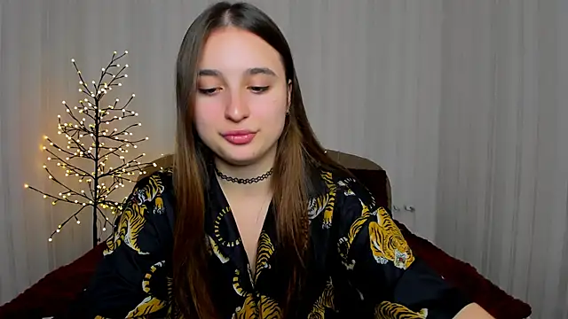 Daria de luxe online show from December 3, 1:09 pm