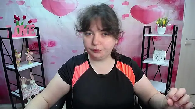 NeonilaLisova online show from April 25, 5:10 am