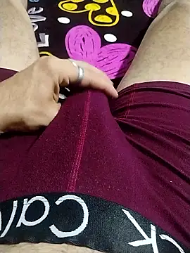 Snapshot of monjita_suyo chatting on January 15, 3:33 am monjita suyo online show from January 15, 3:33 am