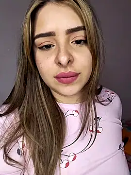 Nahomy cm online show from January 7, 8:00 pm