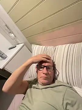 philefc online show from February 18, 4:08 am