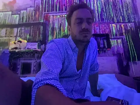 Snapshot of 3615-ULLA chatting on September 9, 3:11 pm 3615-ULLA online show from September 9, 3:11 pm