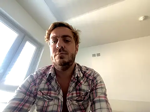 Snapshot of 3615-ULLA chatting on October 1, 10:43 am 3615-ULLA online show from October 1, 10:43 am