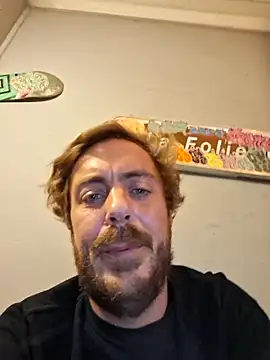 Snapshot of 3615-ULLA chatting on November 21, 5:11 pm 3615-ULLA online show from November 21, 5:11 pm