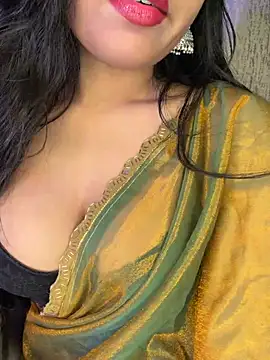 KARISHMA-STRIP online show from March 13, 7:42 pm