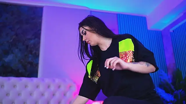 KendraMoon online show from November 8, 3:56 pm