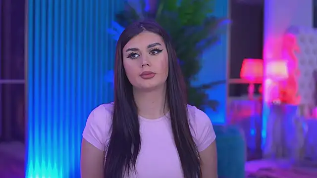 KendraMoon online show from December 2, 2:01 pm