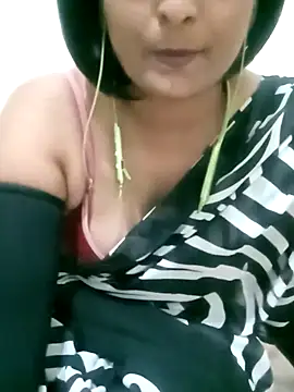 Snapshot of Queen_Kushi4 chatting on September 23, 5:27 pm Queen Kushi4 online show from September 23, 5:27 pm