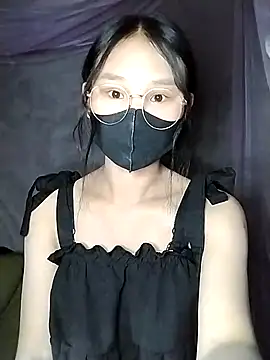 Snapshot of saronla_03 chatting on November 8, 6:24 am saronla 03 online show from November 8, 6:24 am