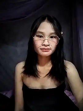 Snapshot of saronla_03 chatting on November 12, 3:23 pm saronla 03 online show from November 12, 3:23 pm