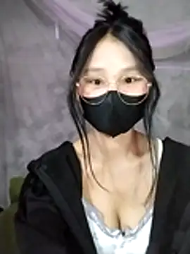 Snapshot of saronla_03 chatting on November 27, 2:24 am saronla 03 online show from November 27, 2:24 am