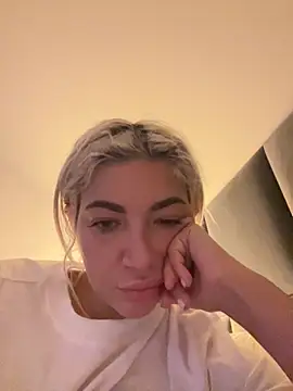 ElsaSinn online show from October 5, 2:32 am