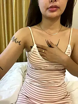   BabyShowPublic   online show from January 11, 4:45 pm