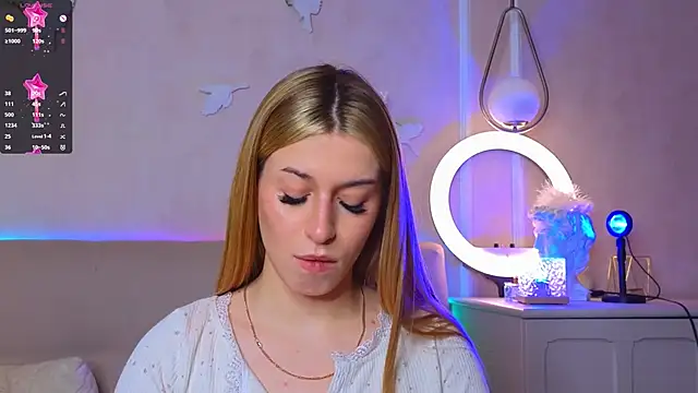 Snapshot of BonnieWalton chatting on November 20, 9:20 am BonnieWalton online show from November 20, 9:20 am