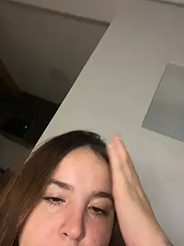 m0ranguinh0s2 online show from June 22, 3:25 am