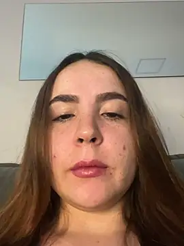m0ranguinh0s2 online show from June 27, 12:59 am