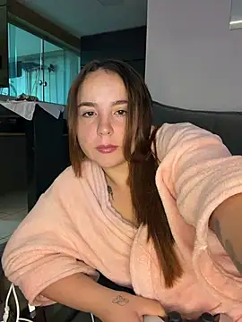 m0ranguinh0s2 online show from July 9, 1:53 am
