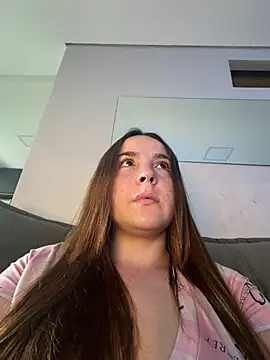 m0ranguinh0s2 online show from July 9, 6:01 pm