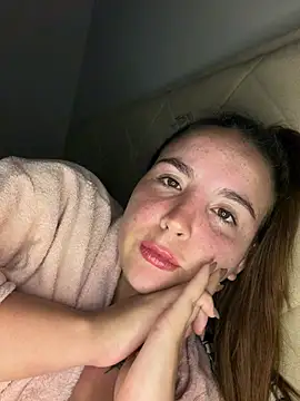 m0ranguinh0s2 online show from July 30, 12:42 am