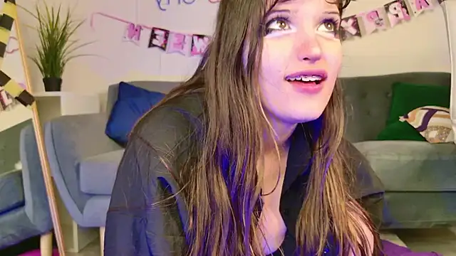 Snapshot of kamila_blush chatting on October 25, 11:40 am kamila blush online show from October 25, 11:40 am