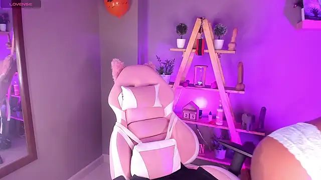 Snapshot of nyxmoonhells chatting on November 14, 9:35 pm nyxmoonhells online show from November 14, 9:35 pm