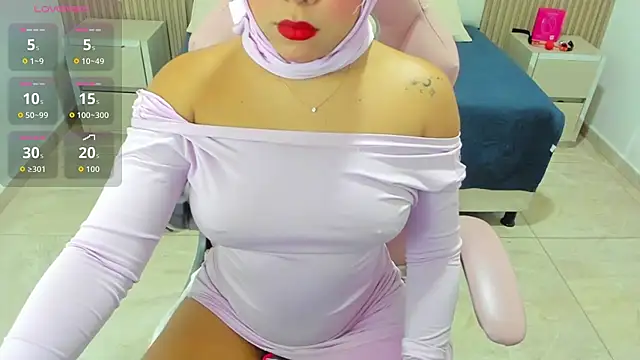 Snapshot of Zurah_bashar chatting on October 6, 6:49 pm Zurah bashar online show from October 6, 6:49 pm