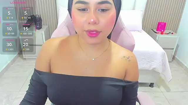 Snapshot of Zurah_bashar chatting on October 13, 7:14 pm Zurah bashar online show from October 13, 7:14 pm