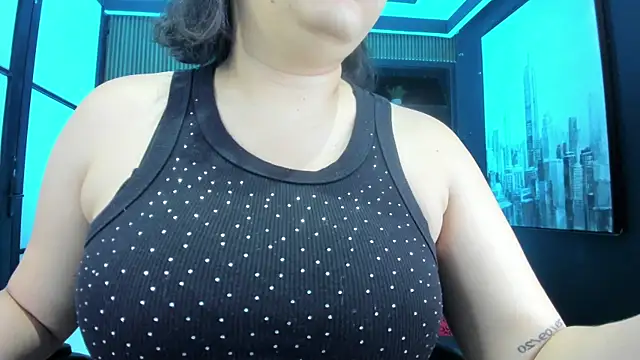 SamaraAnders  online show from June 25, 5:23 am