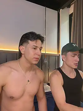 Snapshot of alan_nd_kevin chatting on July 18, 12:09 pm alan nd kevin online show from July 18, 12:09 pm