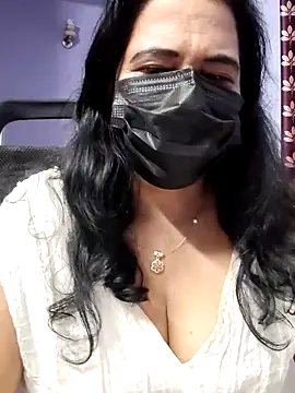 mallu-lover online show from November 1, 2:02 am