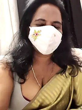 mallu-lover online show from January 17, 3:17 pm