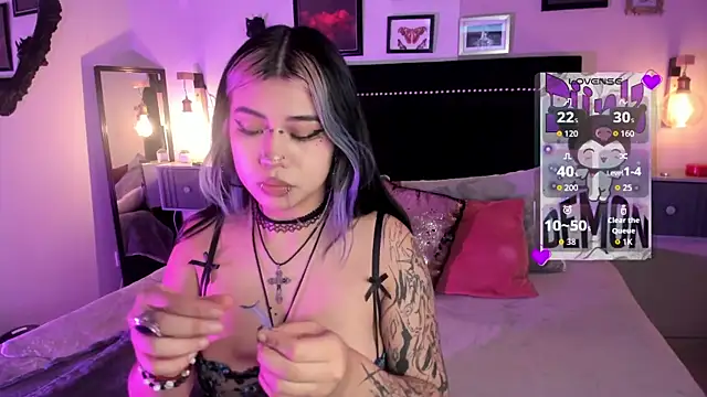 pinkk deemon online show from July 29, 1:42 pm