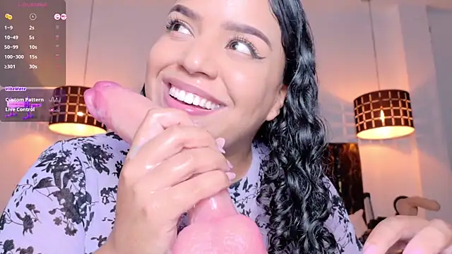 emily perezz online show from February 2, 7:23 pm