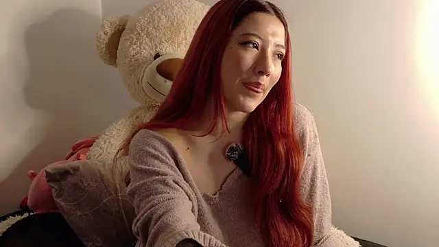 Snapshot of lunnaa_ chatting on November 27, 3:08 am lunnaa online show from November 27, 3:08 am