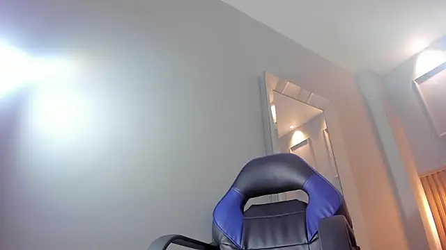 Snapshot of ALISSON_BARKER chatting on November 24, 12:16 pm ALISSON BARKER online show from November 24, 12:16 pm