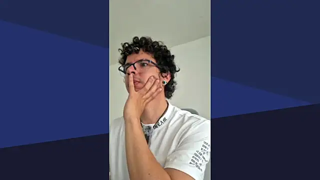 HotZiam online show from April 28, 5:51 pm