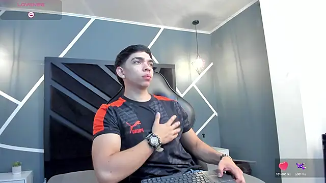 Eryonbradley online show from October 9, 11:41 am