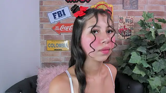 misss luxury online show from September 19, 11:11 am