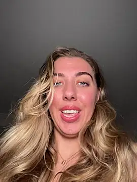louiseberkeley online show from July 27, 10:44 am