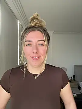 louiseberkeley online show from July 27, 10:50 pm